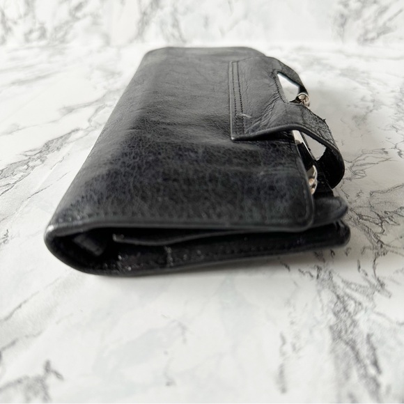 HOBO Midnight Black Leather Wallet - Picture 4 of 11